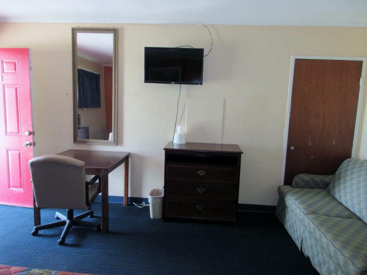 פלזנטון Encino Motel מראה חיצוני תמונה